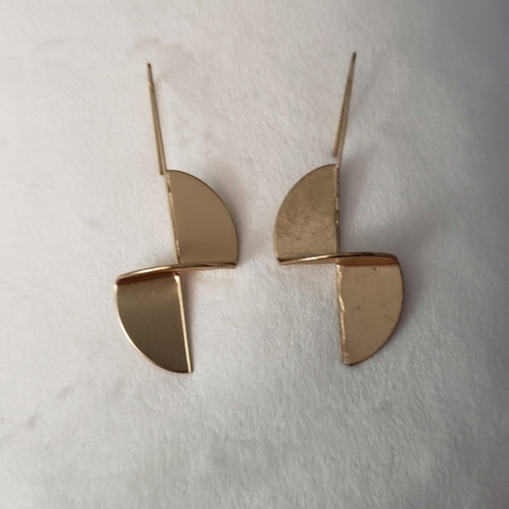 Source Unknown Gold Half-Moon Earrings